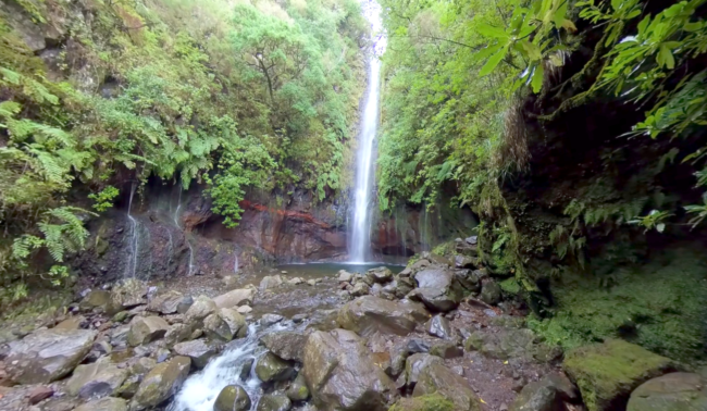 VR Meditation by the Waterfall